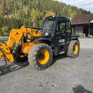 foto 9m / 3,5t teleskopický nakladač JCB 535-95