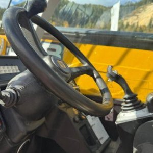 foto 9m / 3,5t teleskopický nakladač JCB 535-95