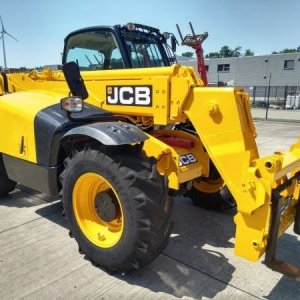 foto 9,5m/3,5t teleskopický nakladač JCB